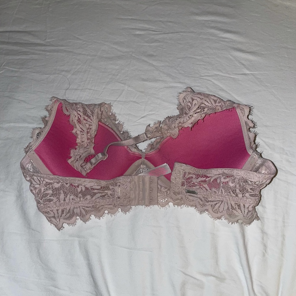 PINK Bra - Picture 2 of 3